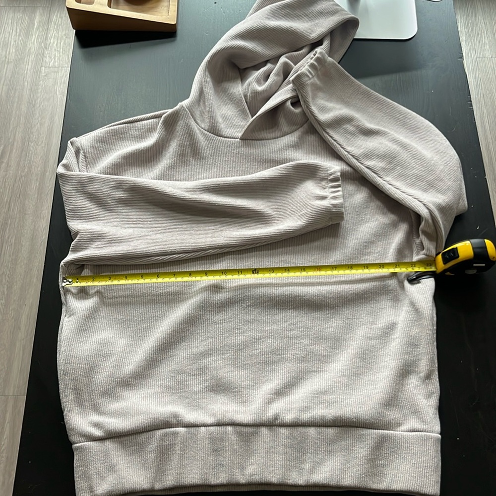 Zara hoodie large